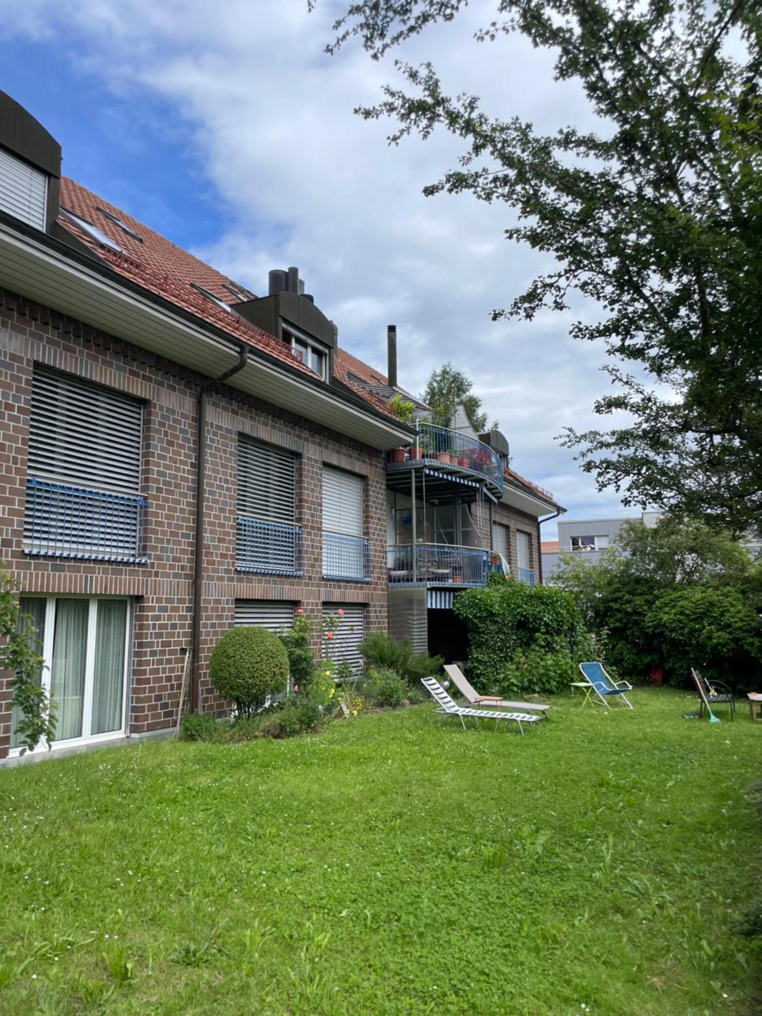 Homestay Mit Privatem Badezimmer In Guter Lage